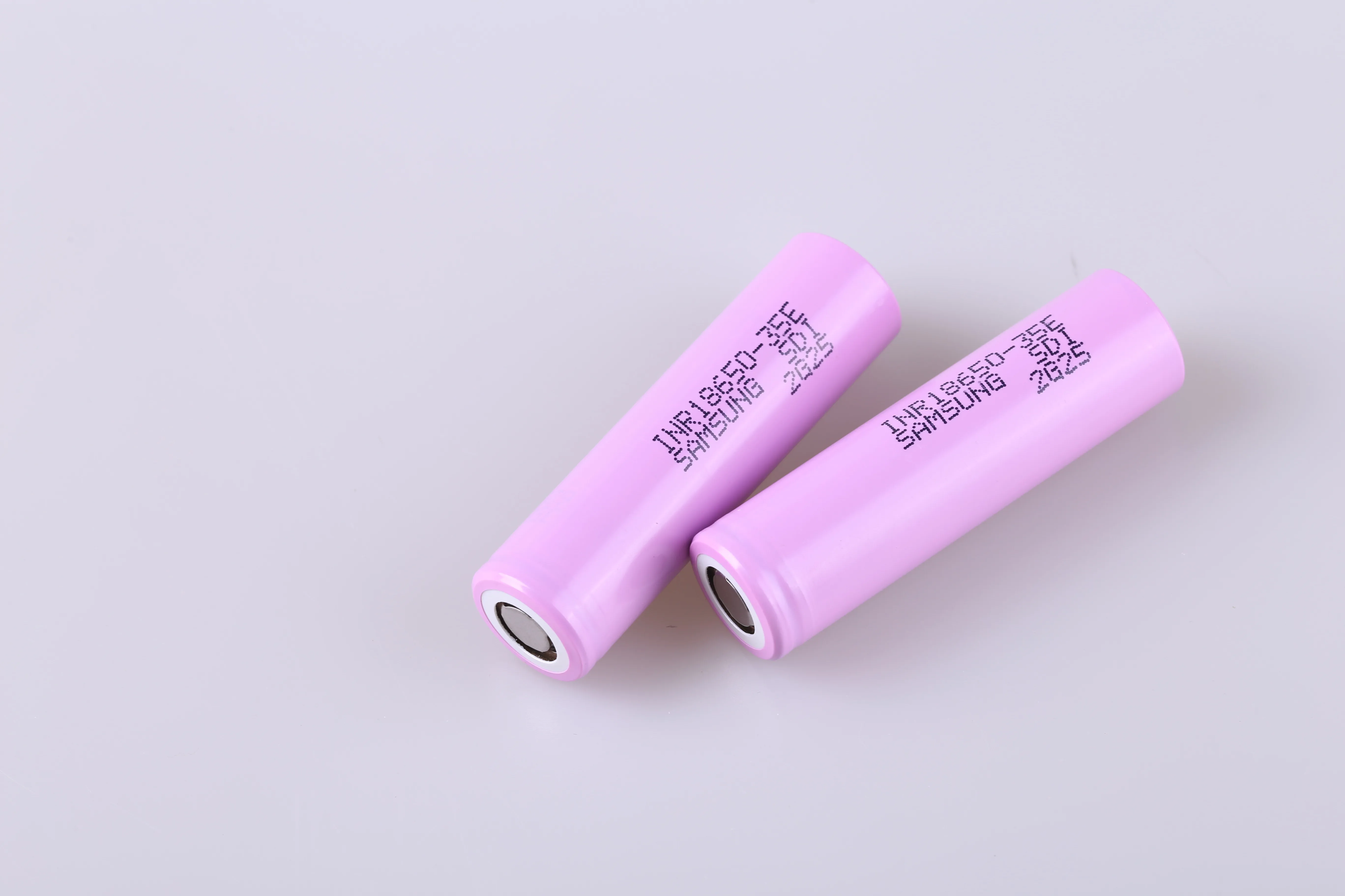 High Quality Li-ion 18650 35E 3.6V 3500mAh Rechargeable Batteries INR18650-35E