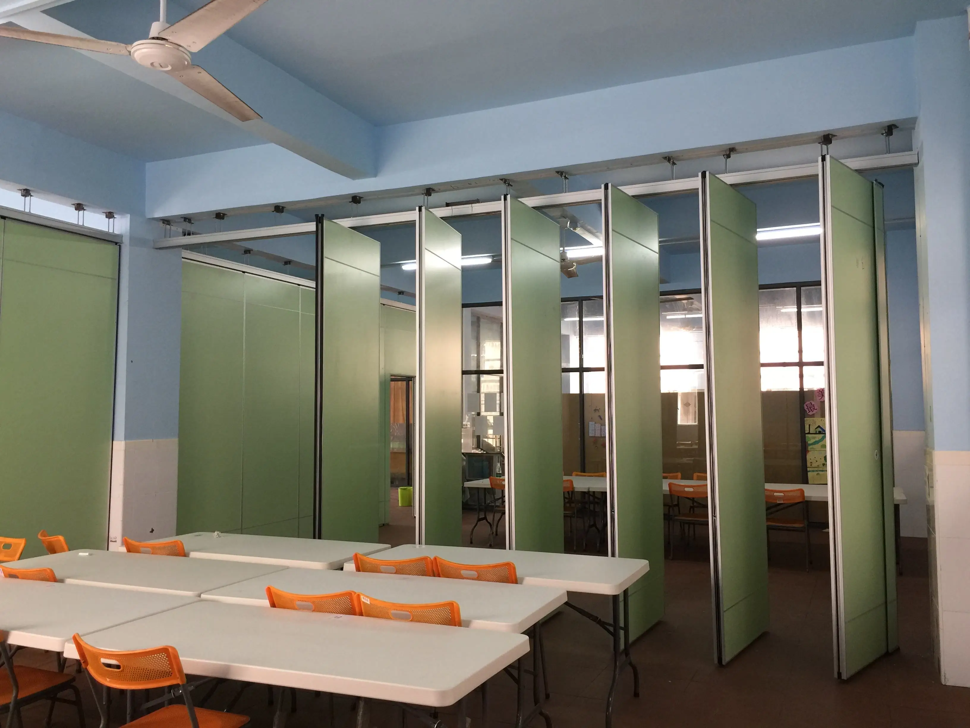 Guangzhou office separation wall acoustic sliding folding partition conference room operable panel space division