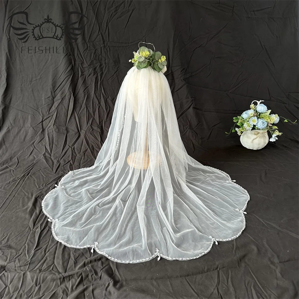 Feishiluo Wholesale  Luxury Short Crystal  Bead  Edge Wedding Veils One Layer   Pear Bridal Veil For Women Veil  With Comb