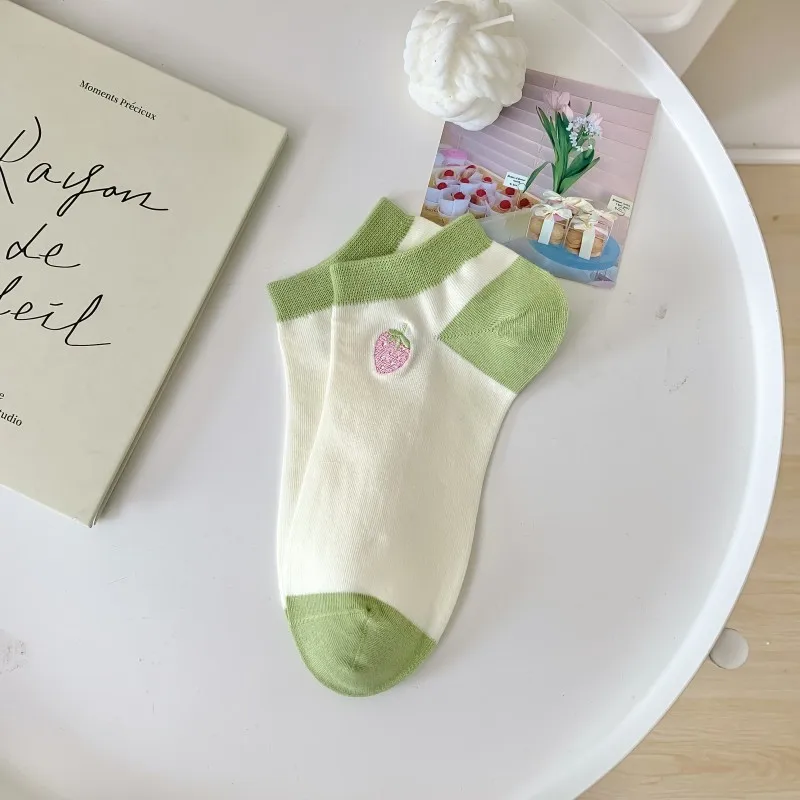 Green socks female spring summer  cute sweet strawberry boat socks