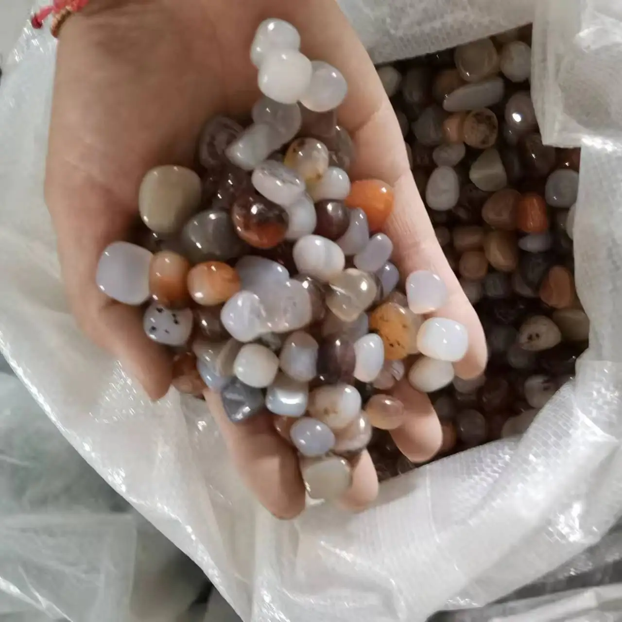 Selling high quality natural polished fantasy amethyst gravel fragments purple crystal Rolling Stone home decor