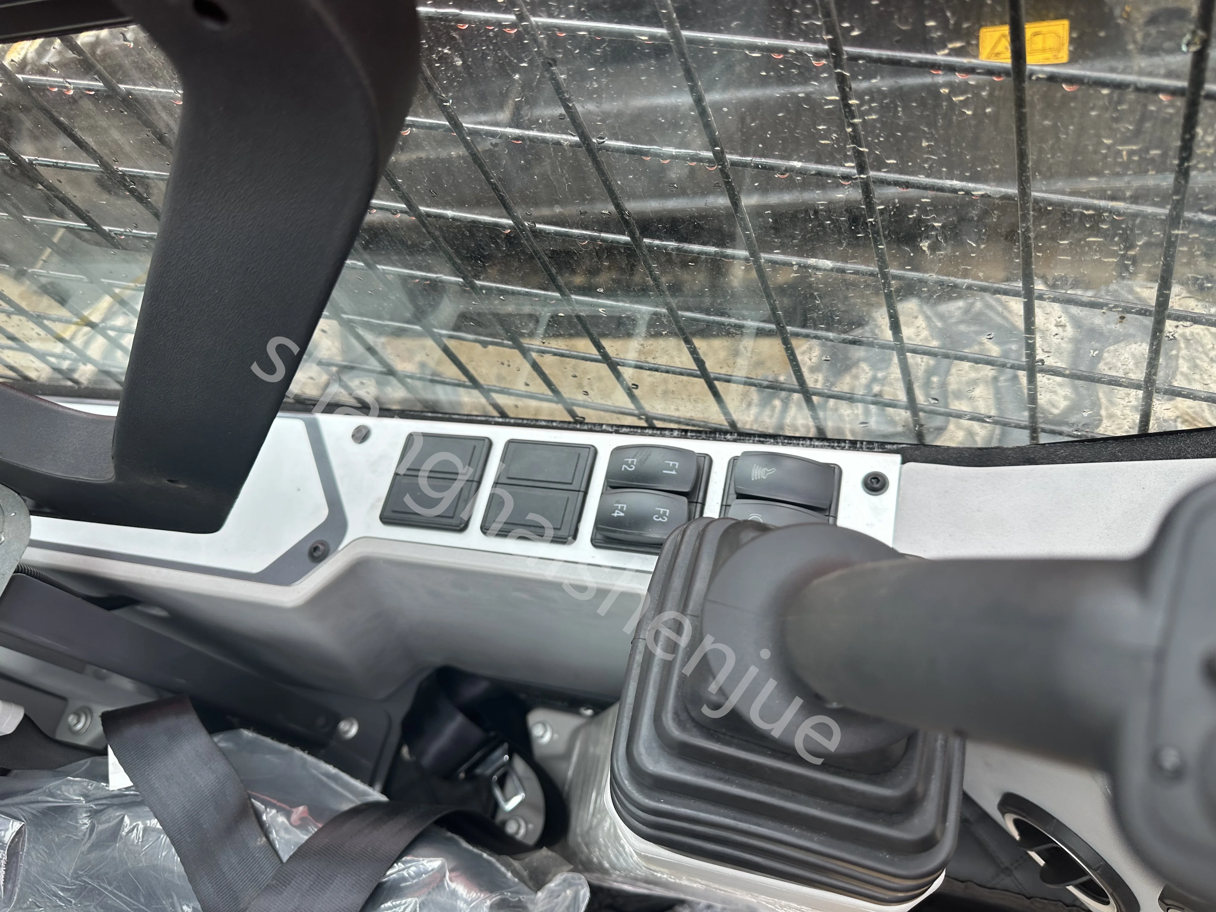 Фронтальный погрузчик