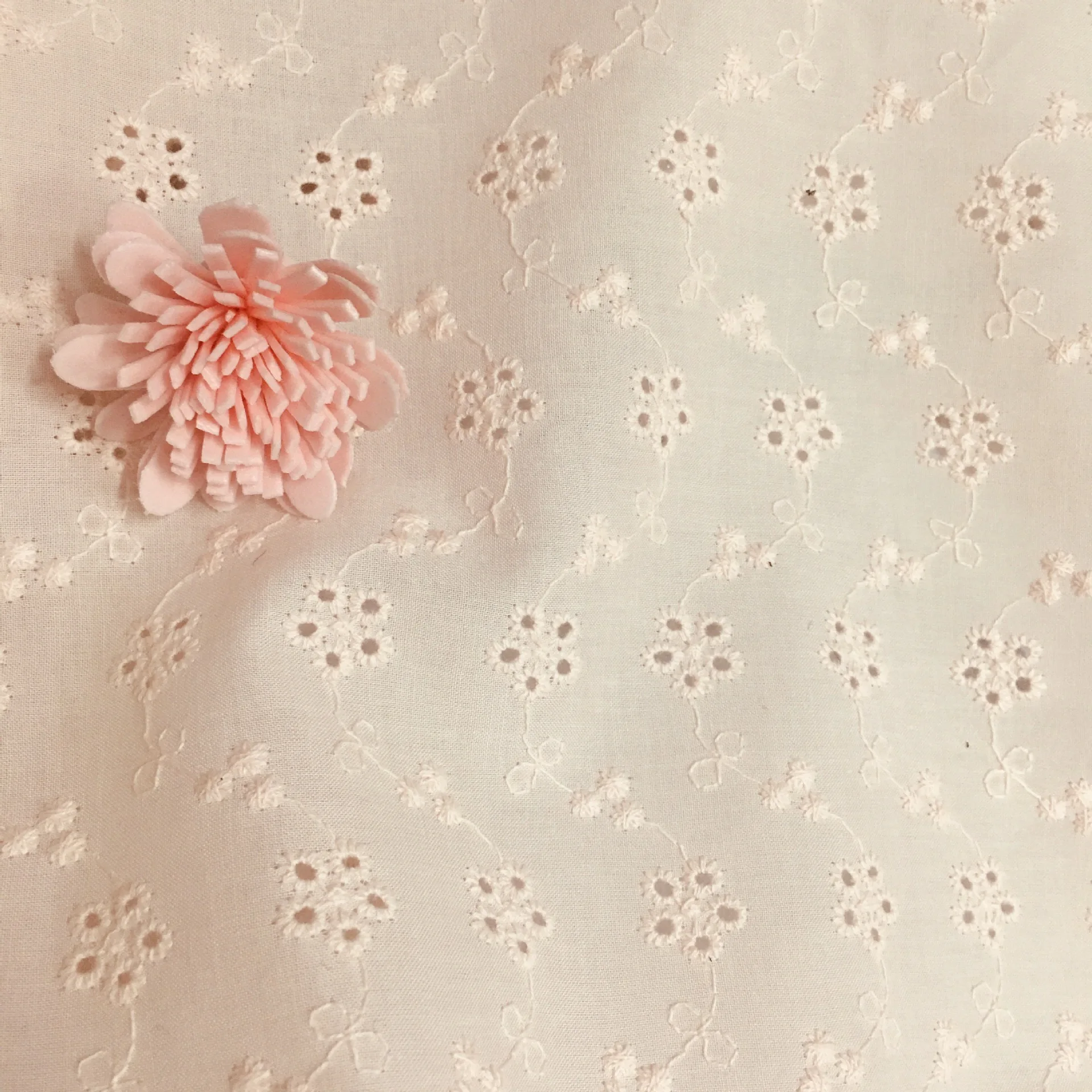 100% Sustainable Cotton Shirt Dress Eco-Friendly Floral Embroidery Lace Fabric High Quality Wholesale Embroidered Textile