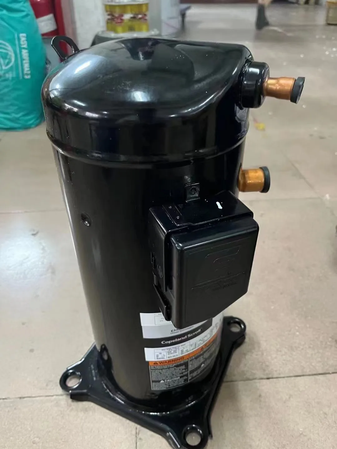 1.7hp  R410A Copeland scroll refrigeration compressor ZP20KSE-PFZ with 16300btu for air conditioning