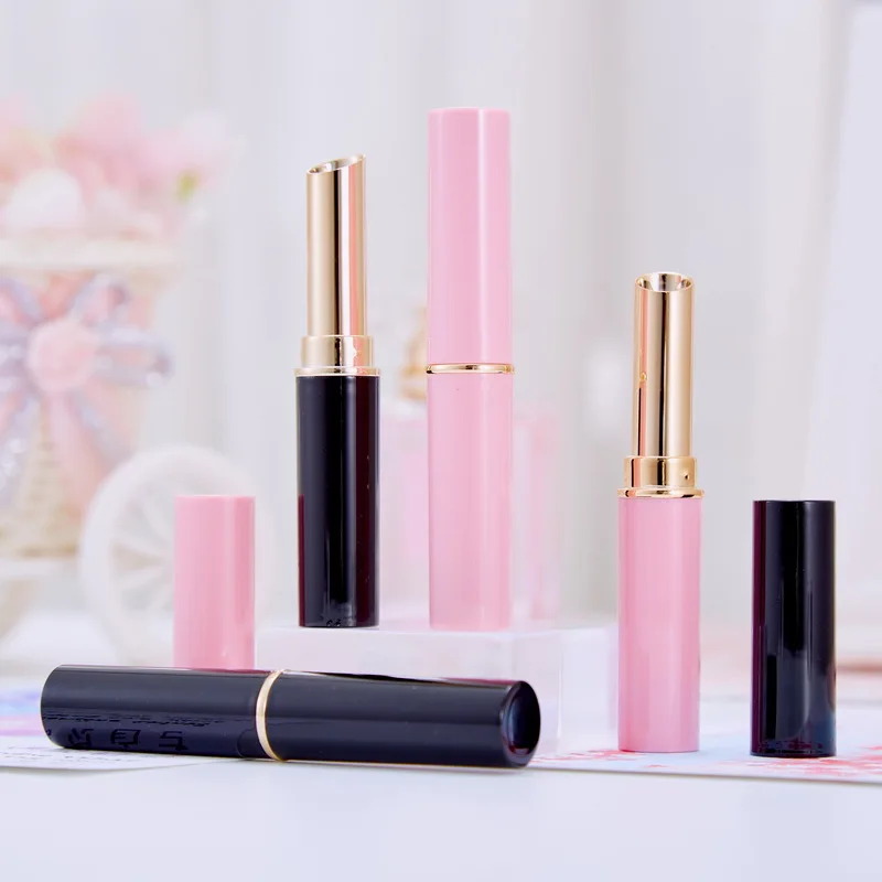Custom Women Black Pink 1.5ml Long Plastic Luxury Slim Tube Lipstick Container
