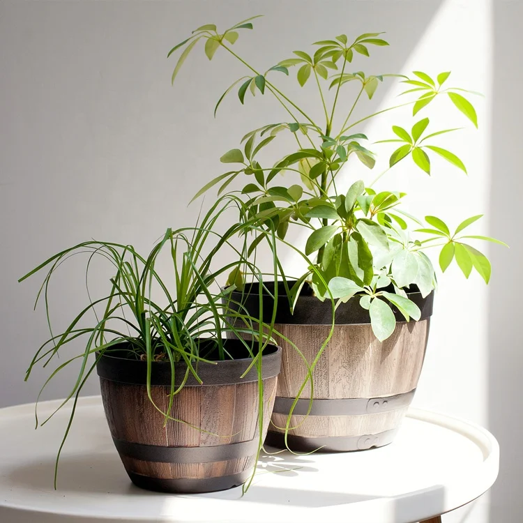 Whiskey Barrel Planter Wholesale PP Garden Large Wooden Outdoor Garden Decoration Used with Flower Green Plant Plastic