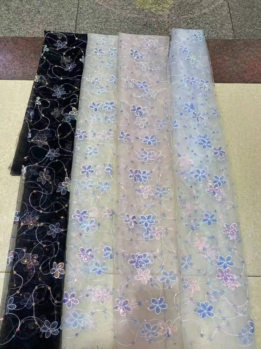 Factory Good Quality Hot Sale Bridal 3D White Fabric Luxury Embroidery Beads Sequins Flower  Lace Mesh Tulle Material