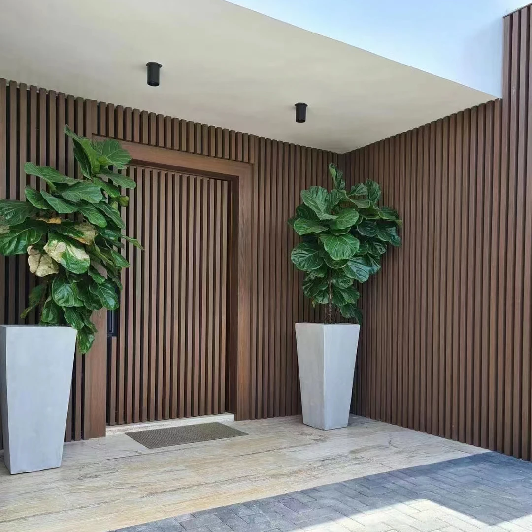 Multifunctional Wpc Wall Panel Outdoor Wooden Garden Fence made in China