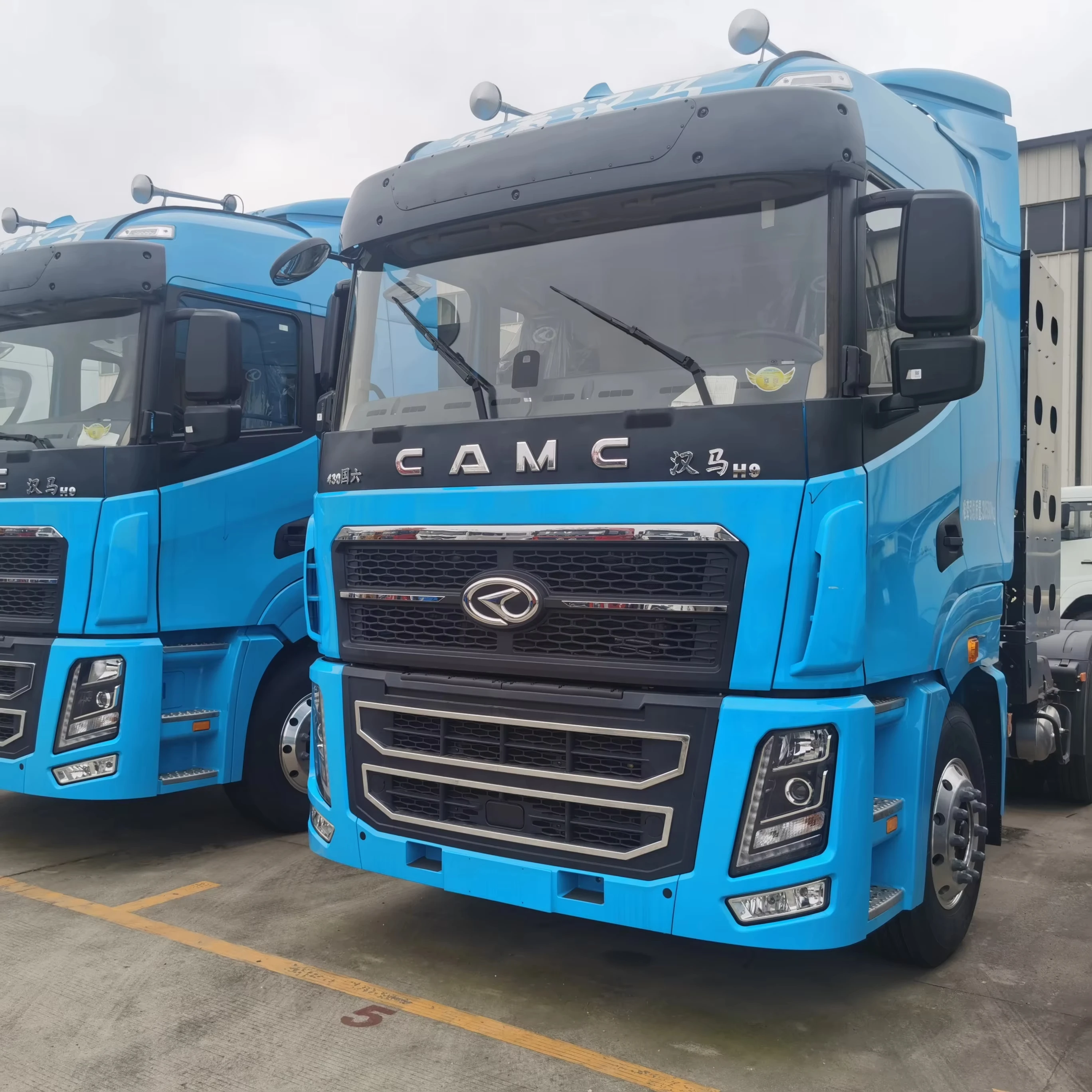 CAMC Brand New 410HP 6x4 Heavy Duty CNG Prime Mover/Tractor Truck Diesel Automatic Euro 5 Express Mail Courier Sale Available
