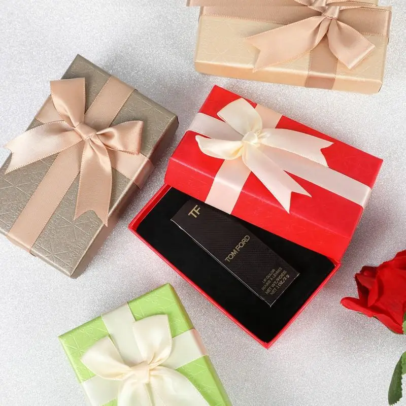 Оптовая продажа индивидуальная упаковка с логотипом Подарочная коробка лентой для губной помады/бальзама/лосьона/духов/палитры теней век/косметики/пуховки