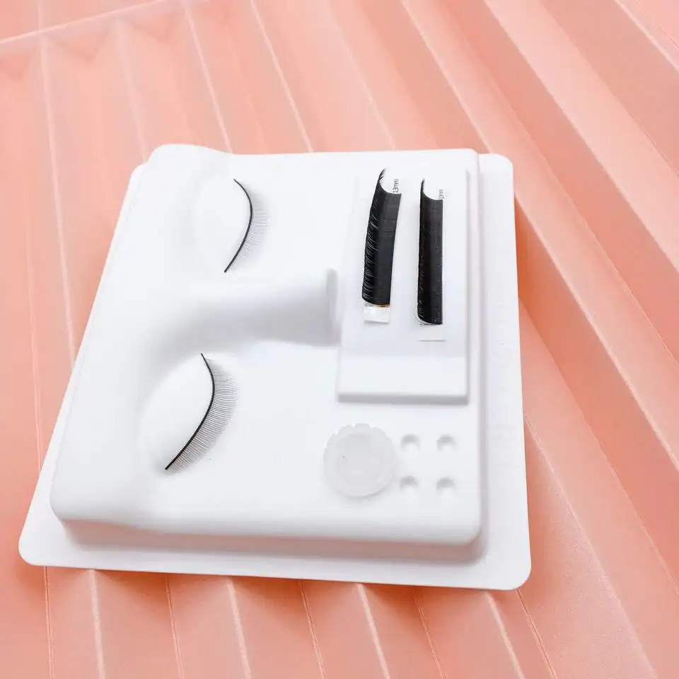 practice lash tray vendor Wholesale Eyelash Extension Training Plastic Mannequin Head human Face 3 in 1 Practice Lash Tray