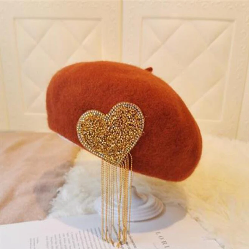 Зимняя шерстяная вязаная шапка из материалов берет шапки модные французские фетровые с кисточками и сердечками милый