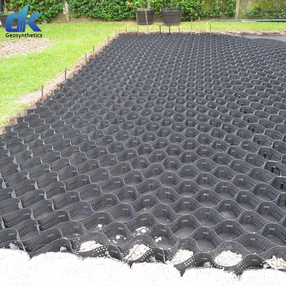 Reinforced embankment retaining walls HDPE geocell roadbed reinforcement soil stabilization of river channel geocell