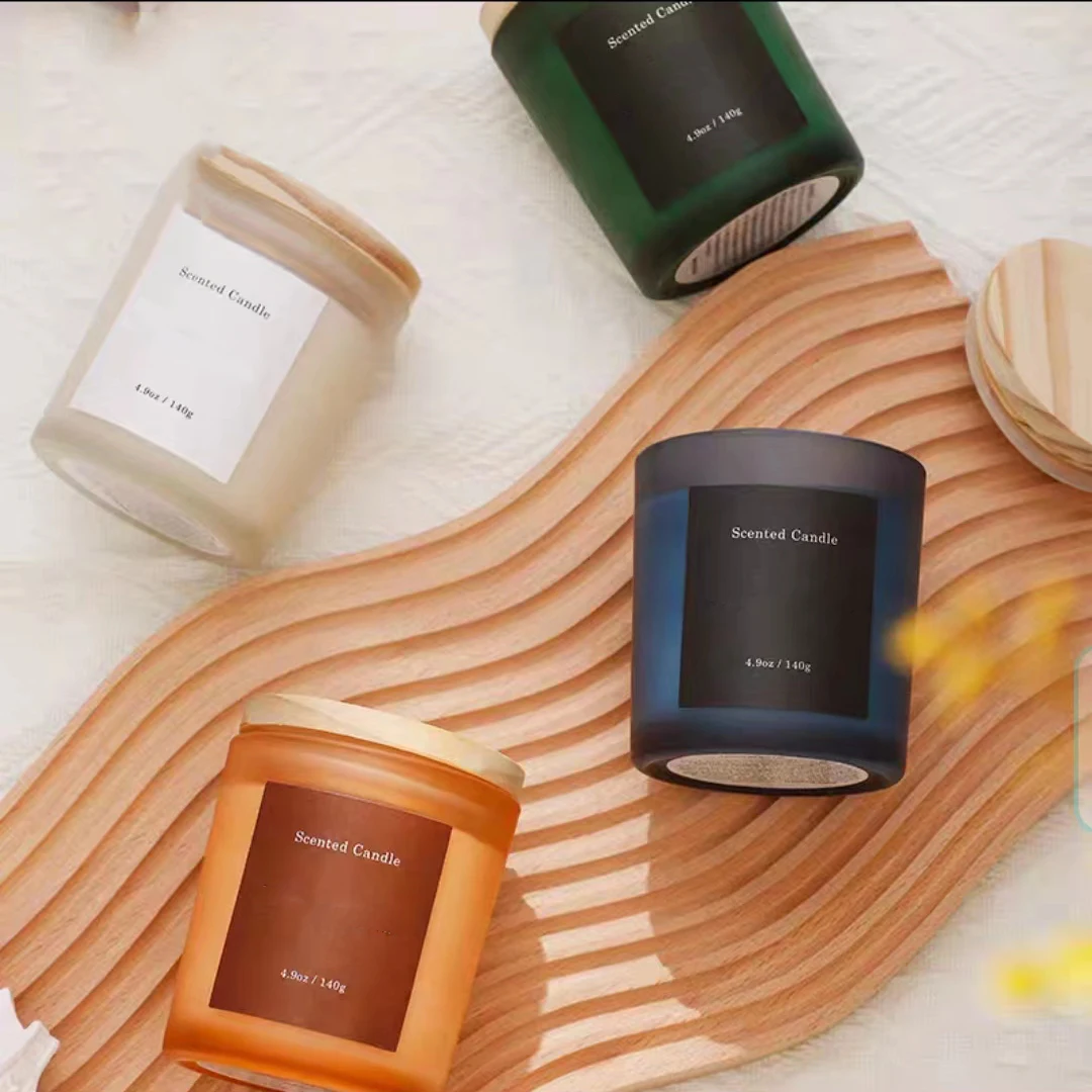 Private Label Luxury Beeswax and Palm Wax Pillar Candles with Wood Lid Handmade Soy Wax Scented for Meditation Diwali Bar Use