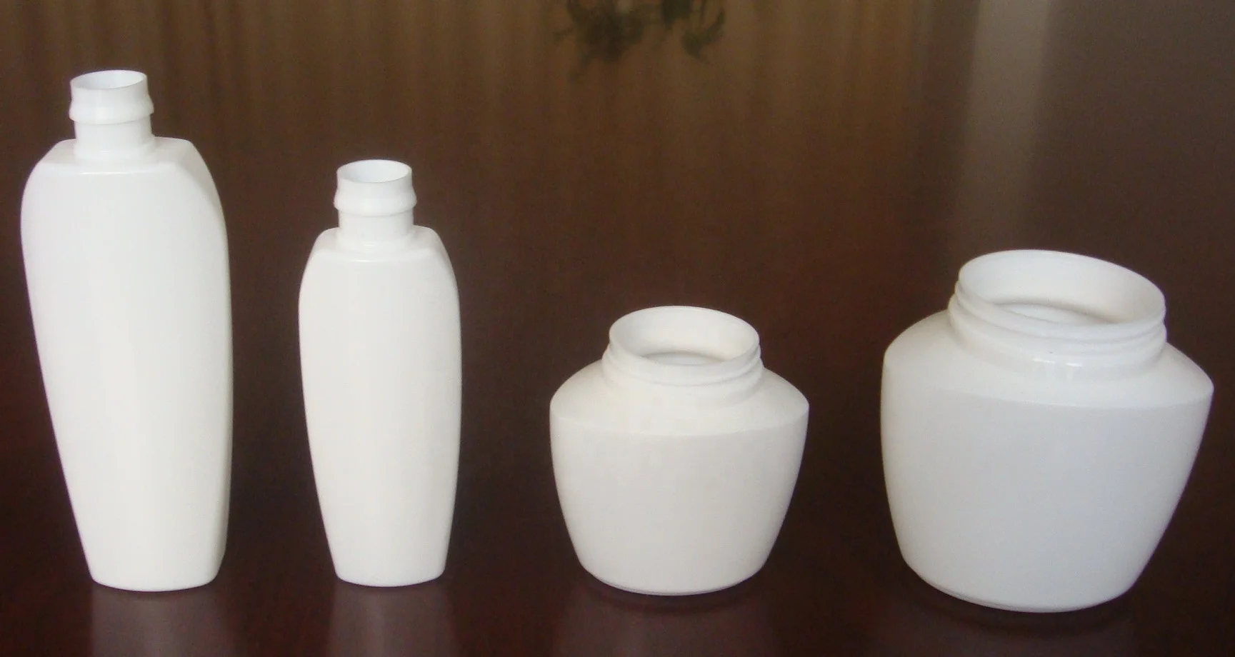 injection blow molding machine for making plastic bottles