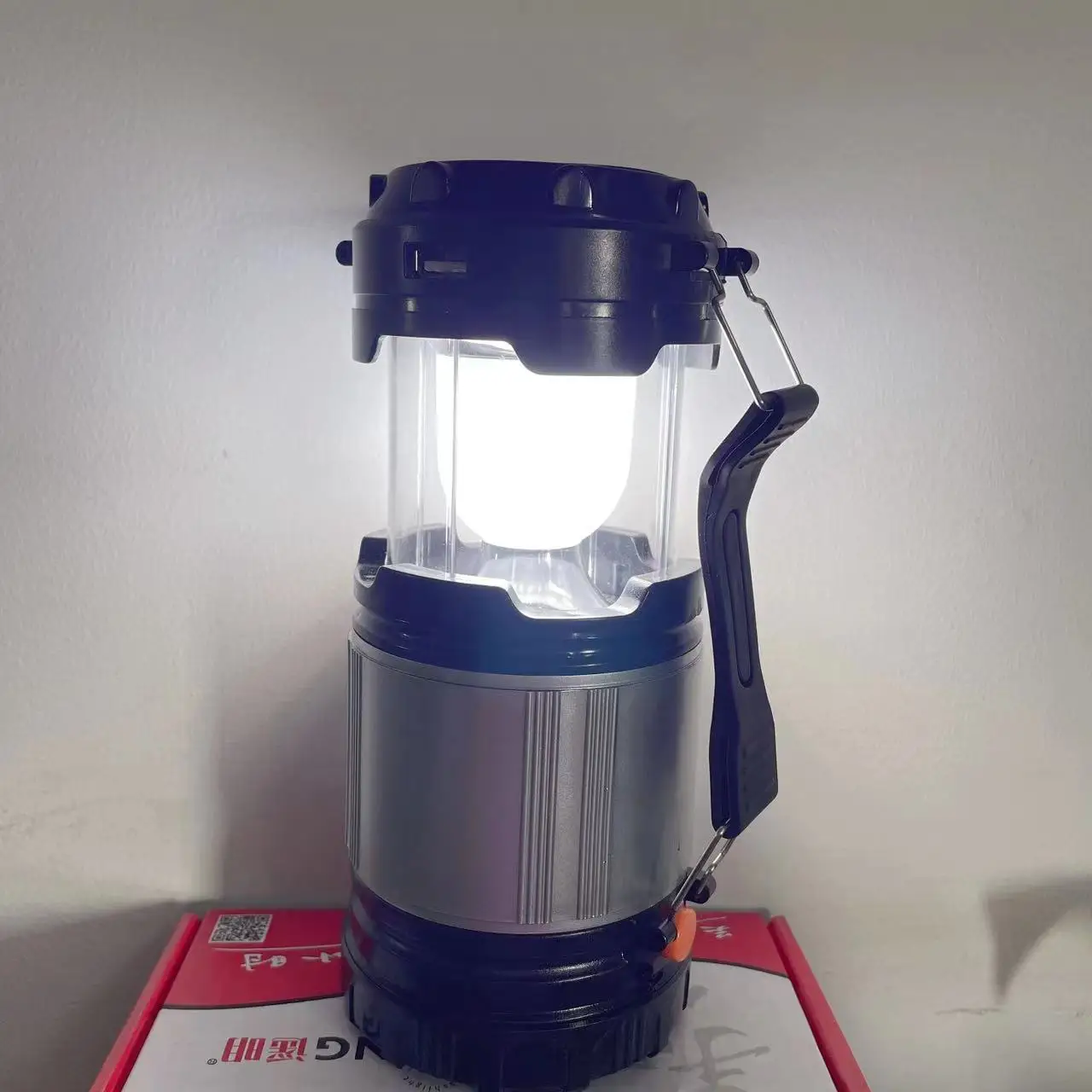 factory 2 in 1 Multifunction Portable Flashlight  USB output ABS Telescopic lantern solar charging outdoor camping light