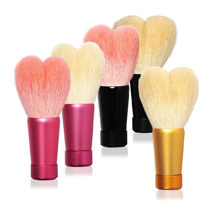 Набор профессиональных кистей для макияжа в форме сердца