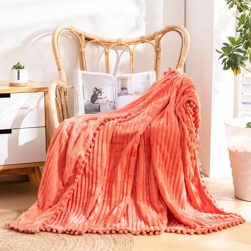 Super-soft  Warm Plush Microfiber Luxury Solid Color Custom Size Lightweight Cozy Couch Bed Throw Blanket