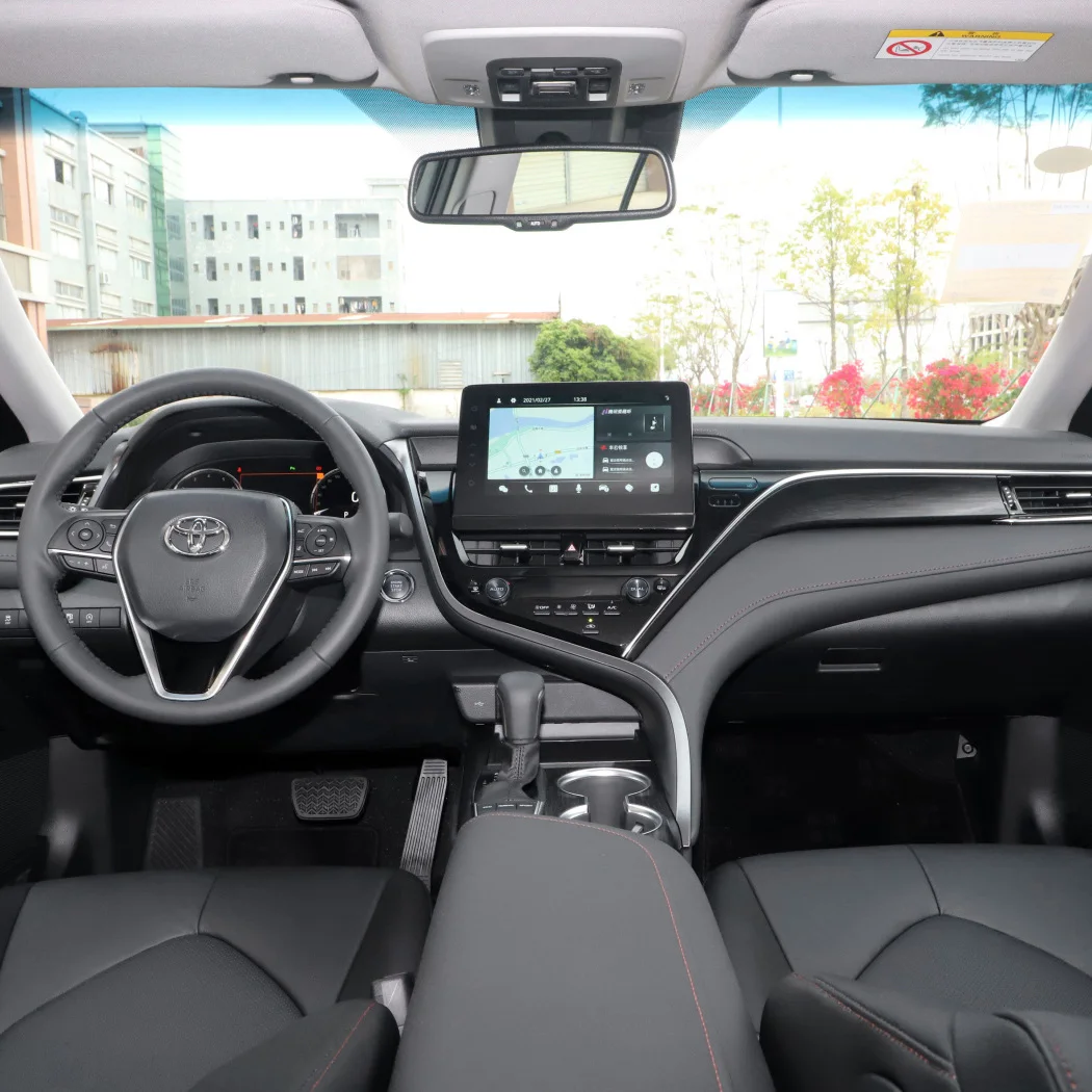 Toyota Camry  2.5L Gasoline Engine Electric booster with sunroof high speed 210KM Gasoline car toyota Camry