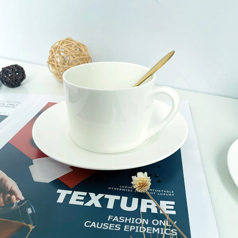 Wholesale Custom Reusable Hand Made Colored Tea Cup Set bone china with Round Saucer White