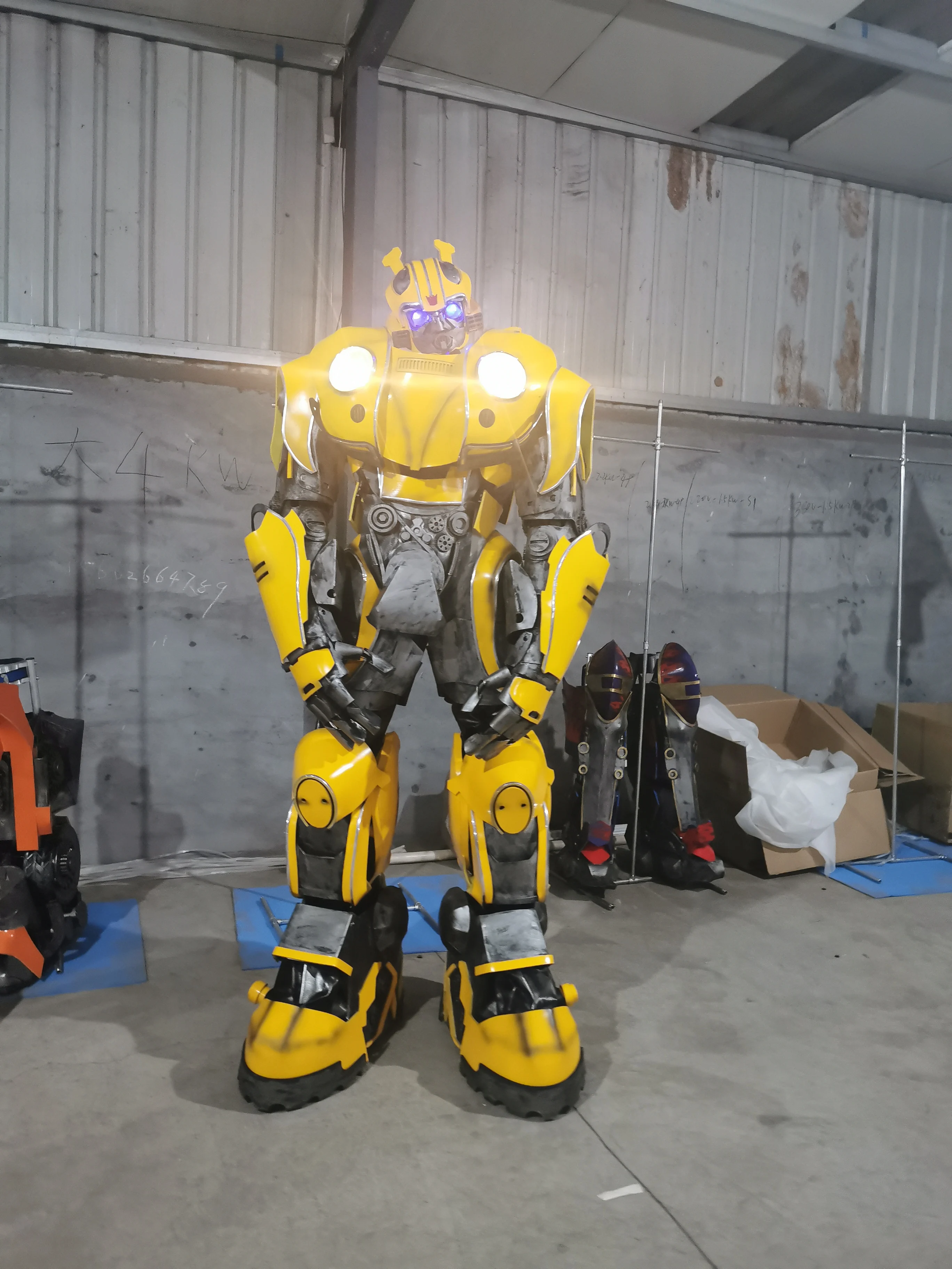 New Arrival Realistic Good Quality 9 ft Tall Human Wear Inside Cosplay Robot Costume  Attractive Robot Suits