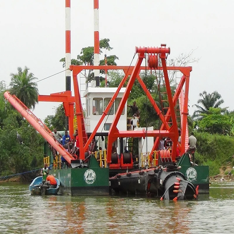 18inch 3500m3/h dredge/dredging machine / ship/ boat/vessel/mud drag cutter suction sand dredger