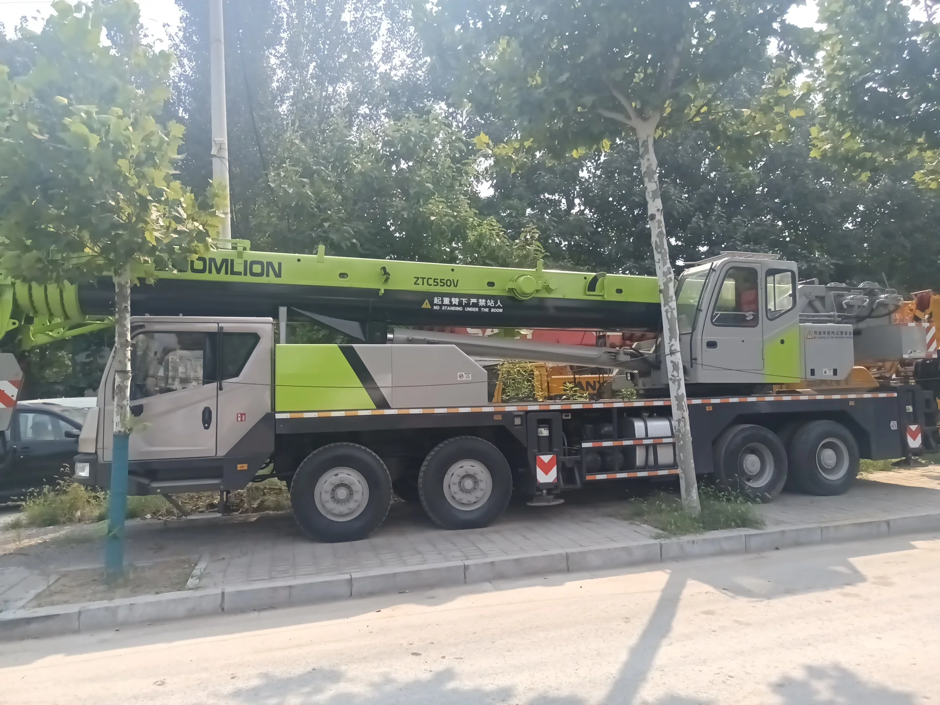 Telescopic arm crane 50t used crane zoomlion used machinery used truck cranes