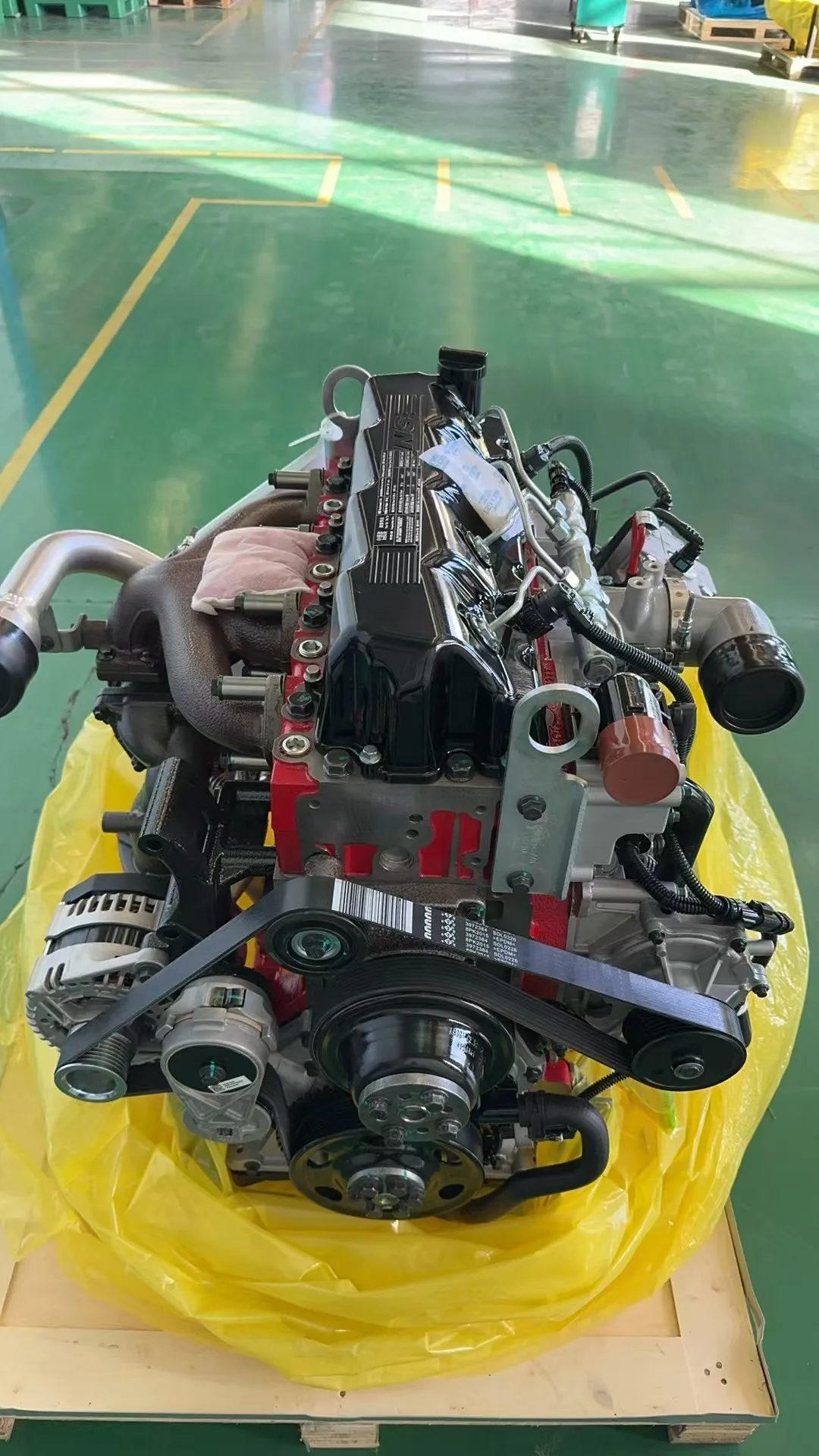 The original ISF3.8 engine diesel assembly is Remanufactured For mechanical equipment for Cummins