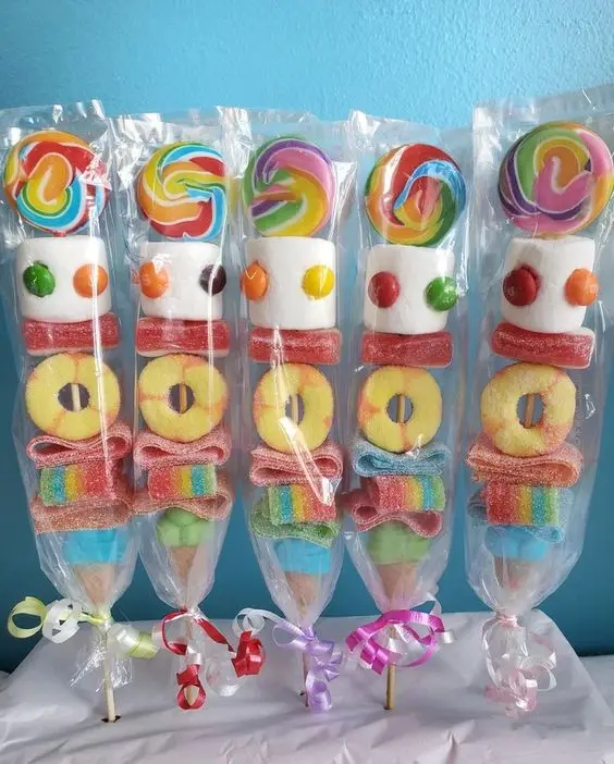 Wholesale 24 PCS Decorated Sweet Marshmallow Pops Gum Boxed Product for Retail Sale
