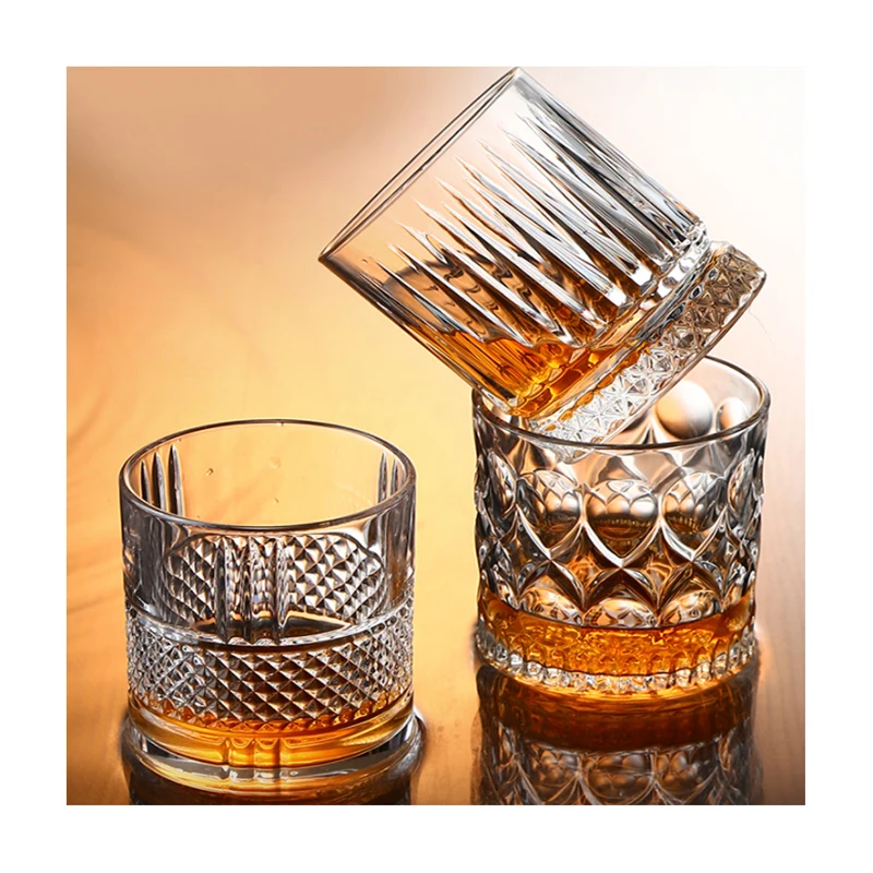 Customized logo Creative whisky glass cup Glassware Barware Classic Drinking Diamond Glasses Thick Base crystal whisky glasses