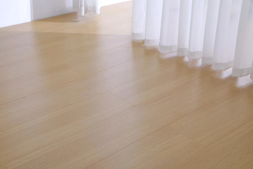 cheap 8mm 12mm  resistant  parquet  AC4 oak engineered  light luxury laminate flooring