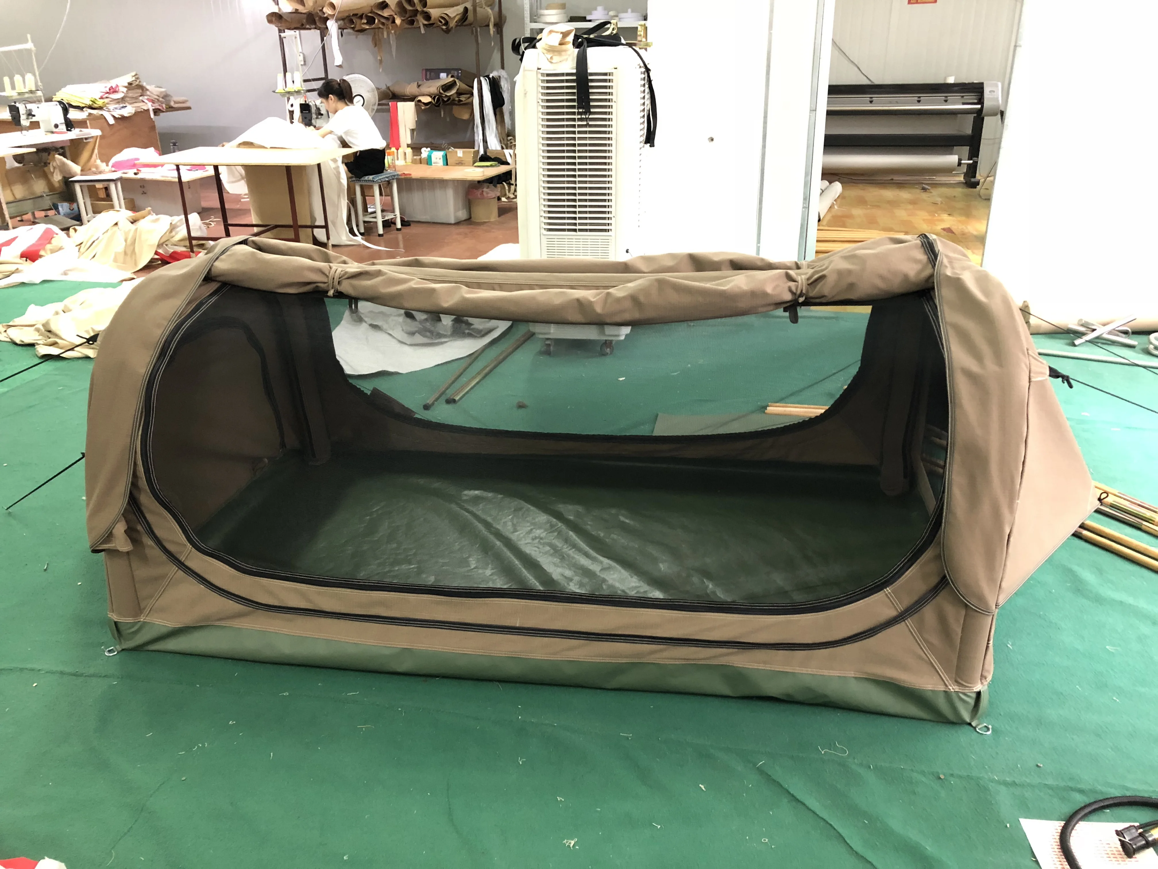 Single person inflatable single swag tent outdoor camping cotton canvas high quality backpacking tent