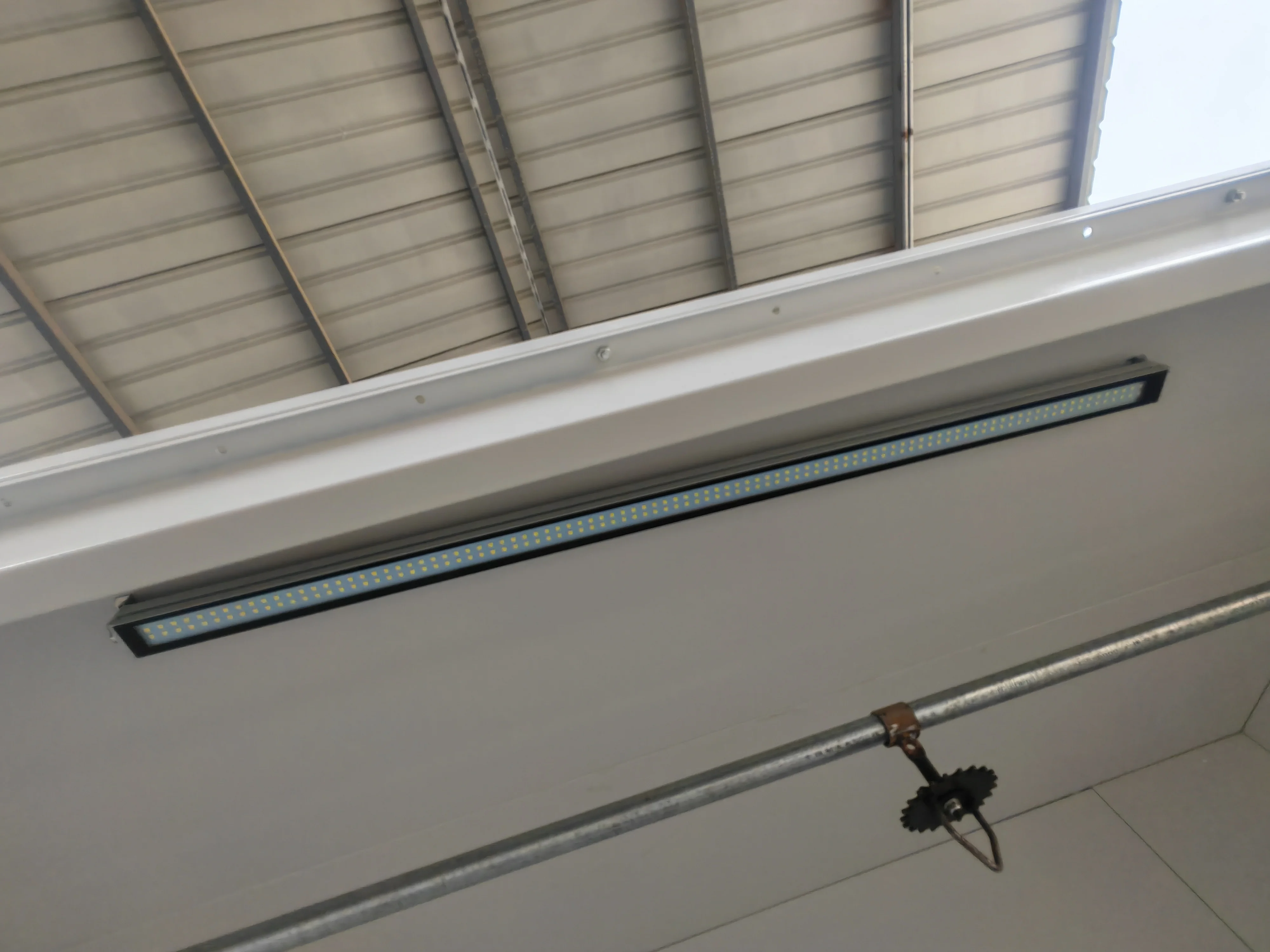 New Powder Coating Spray Booth Cabin For Sale For Manufacturing Plant Retail Car Repair Shop Painting Equipment Alloy Rim Wheel