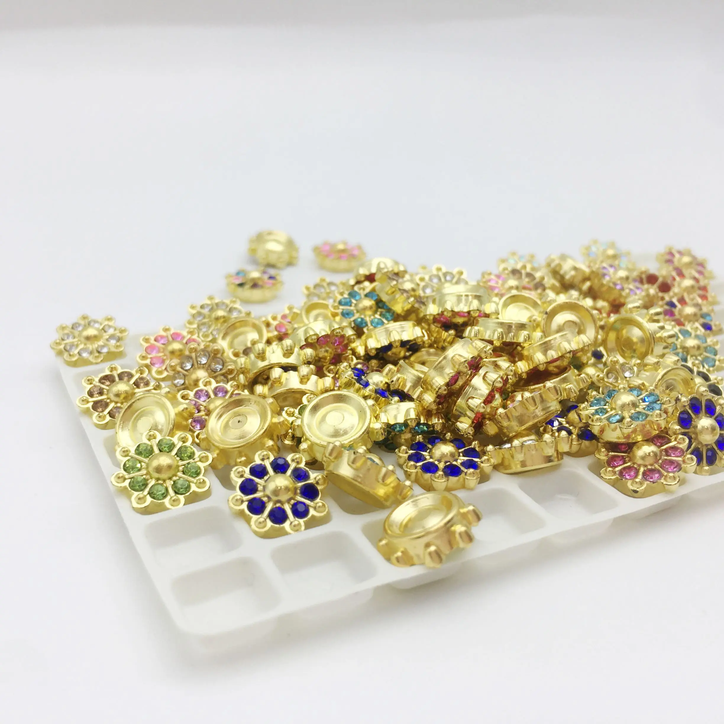 SINRONG DIY ювелирные аксессуары машина в форме снежинки пластиковые цветы Звезды Стразы печать/склеивание