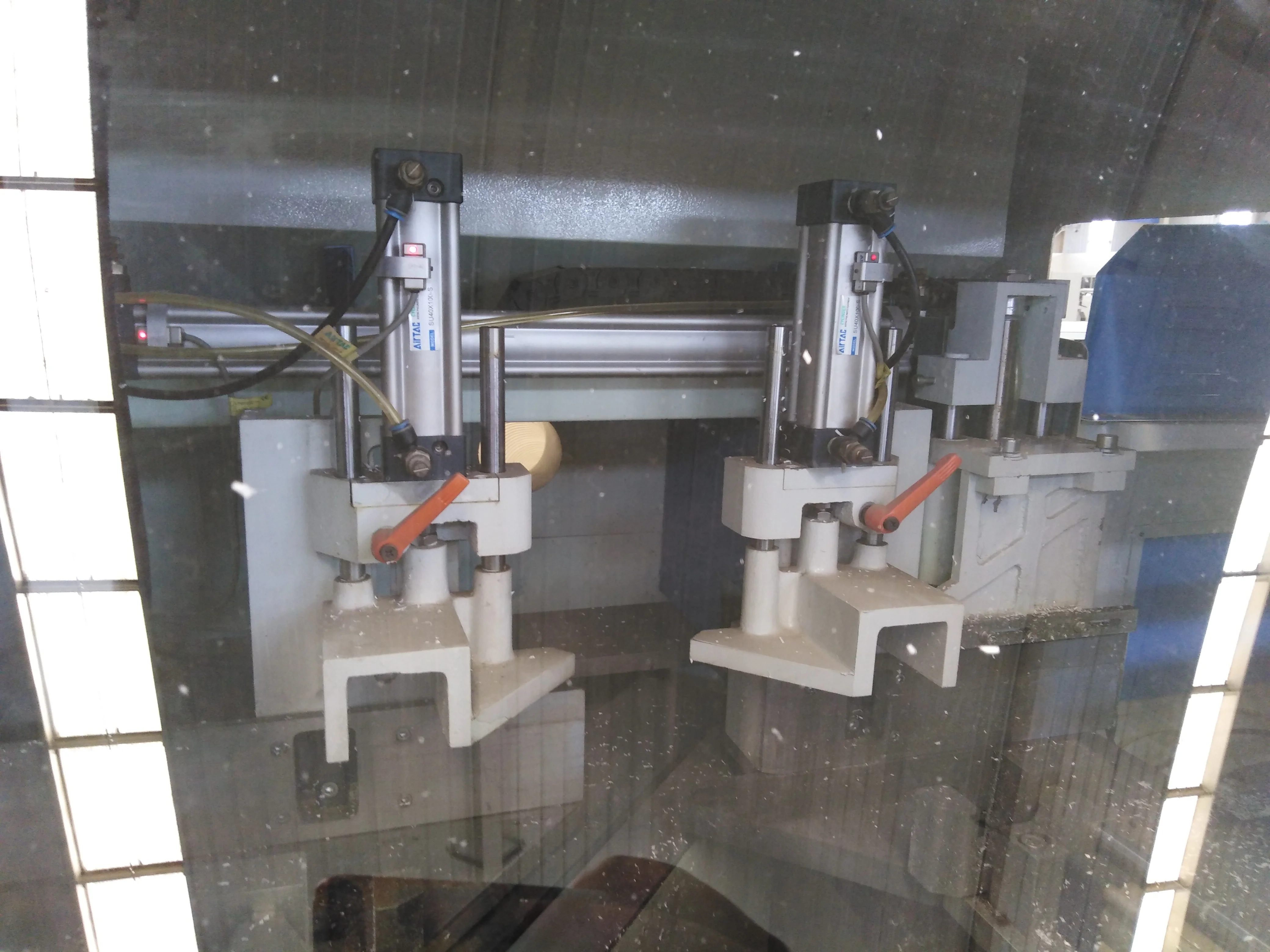 upvc machining center line  aluminium cutting center for window and door