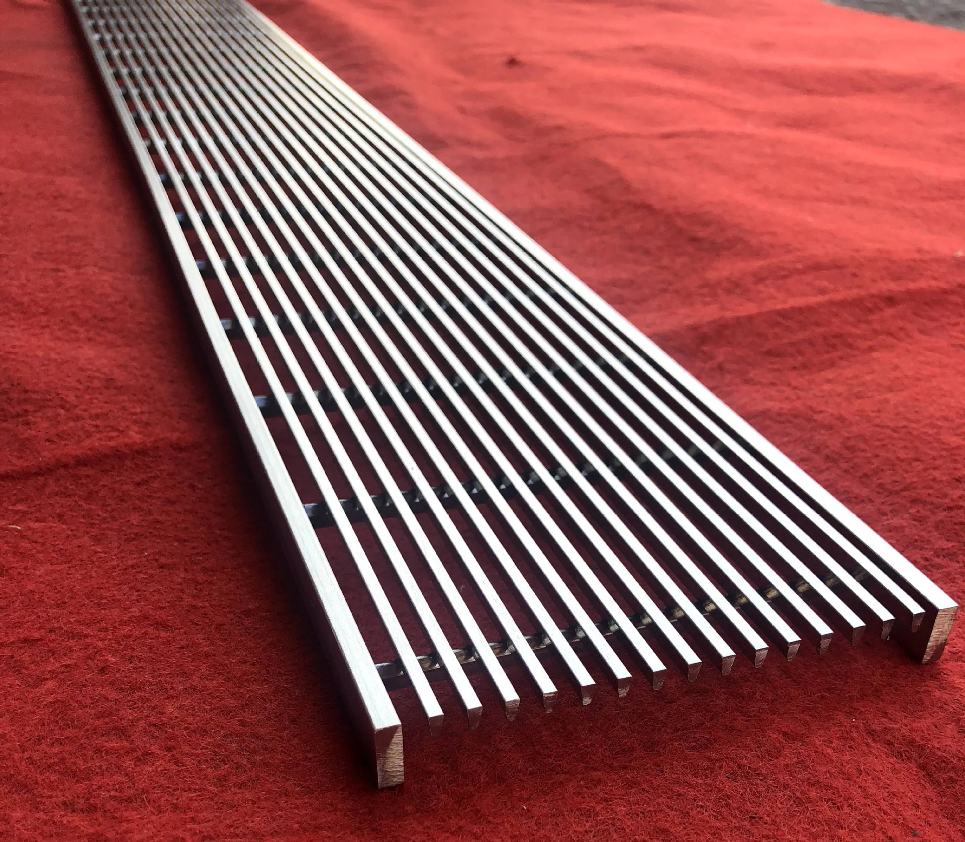 Heavy Duty Stainless Steel Grating for Building Walkways Ss 304 316 Stainless Steel Grating for Swimming Pool