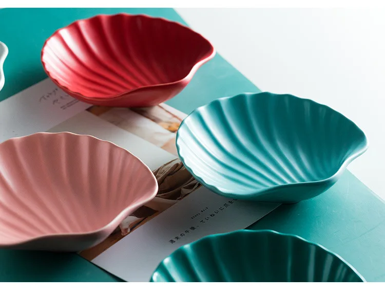 Porcelain Dessert Snack Fruit Salad Tableware Shell Shape Ceramic Plate For Restaurant
