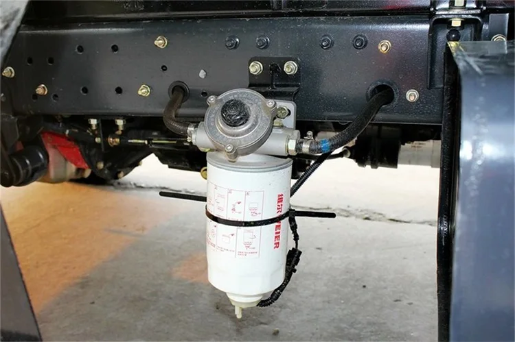 Высокое качество 4x2 3 до 5 тонн 6 колеса дизельный евро 2 плоская кровать 102hp A/C грузовой