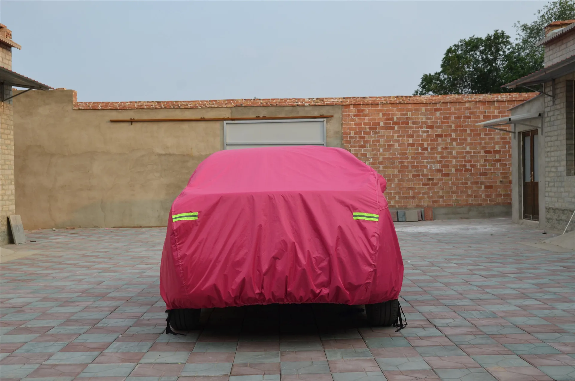 New Design Waterproof Dustproof UV Protection Durable Foldable Universal Car Cover