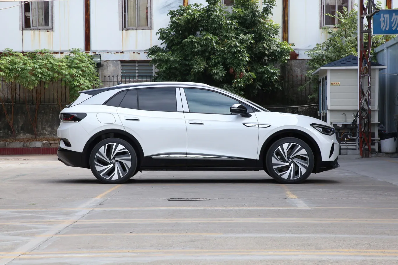 2024 Volkswagen ID.4 CROZZ 560 км полноприводные электрические подержанные автомобили PRIME edition