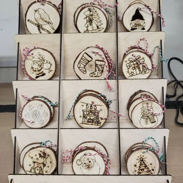 Wooden Display Stand Laser Cut Custom Retail Sticker Candle Jewelry Stand  Display Plywood  with Different Quantity Slots