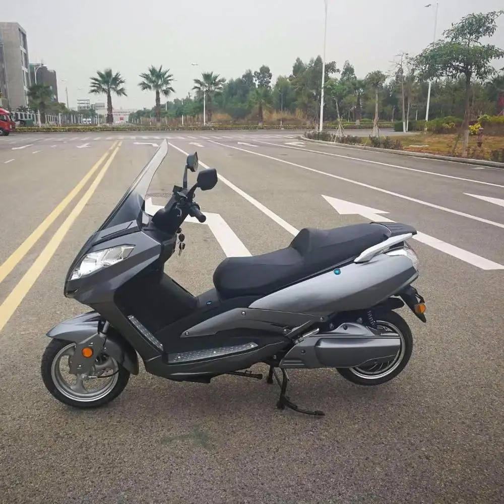 
9000w highest power and fastest electric motorcycle scooter 80V 80Ah/105Ah/157Ah Puma model max range 400kms 