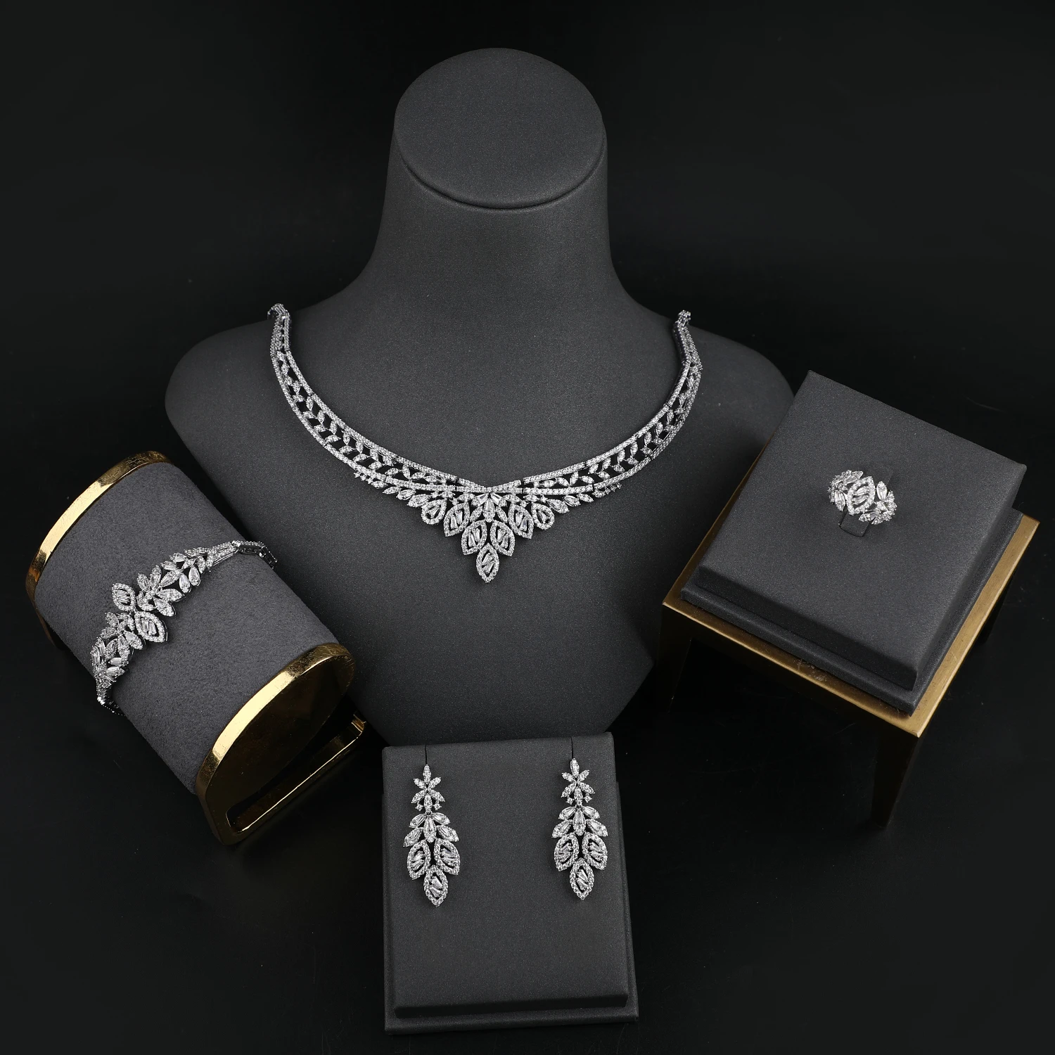 AAA Cubic Zirconia Luxury Necklace Set Jewelry Dubai Nigeria Fashion Saudi Arabia Wedding accessories Bridal Jewelry Set