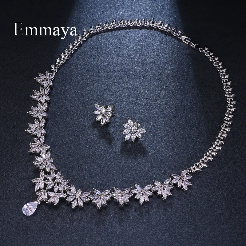 Новая европейская мода циркон серьги-подвески с цветочным украшением из чистого ожерелье набор Выходные туфли на выпускной для женщин свадебный комплект ювелирных изделий