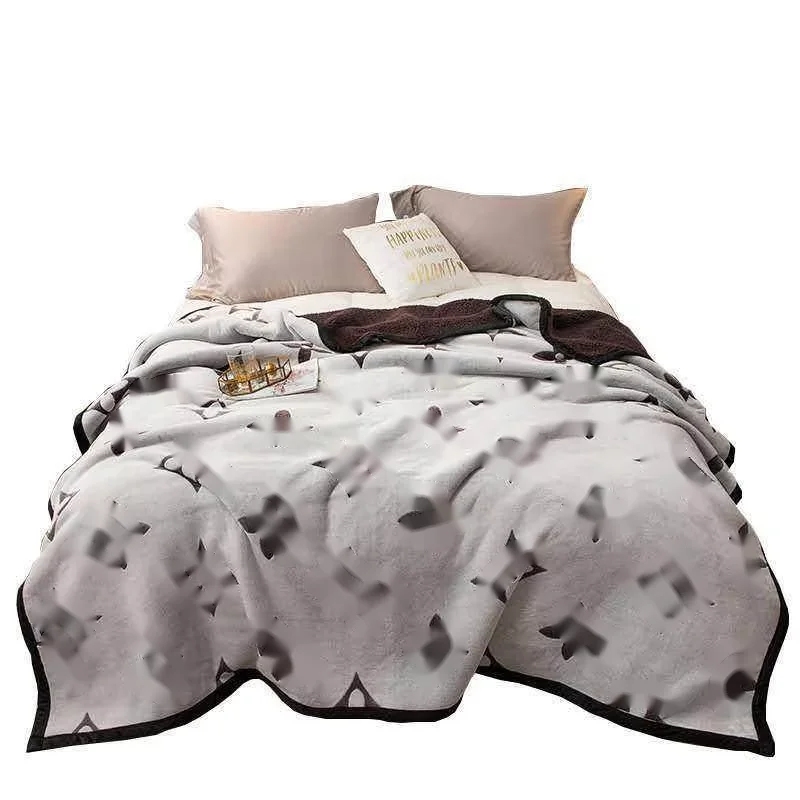 Luxury hot selling flannel air conditioning blanket cloud sable cover blanket coral velvet four seasons blanket