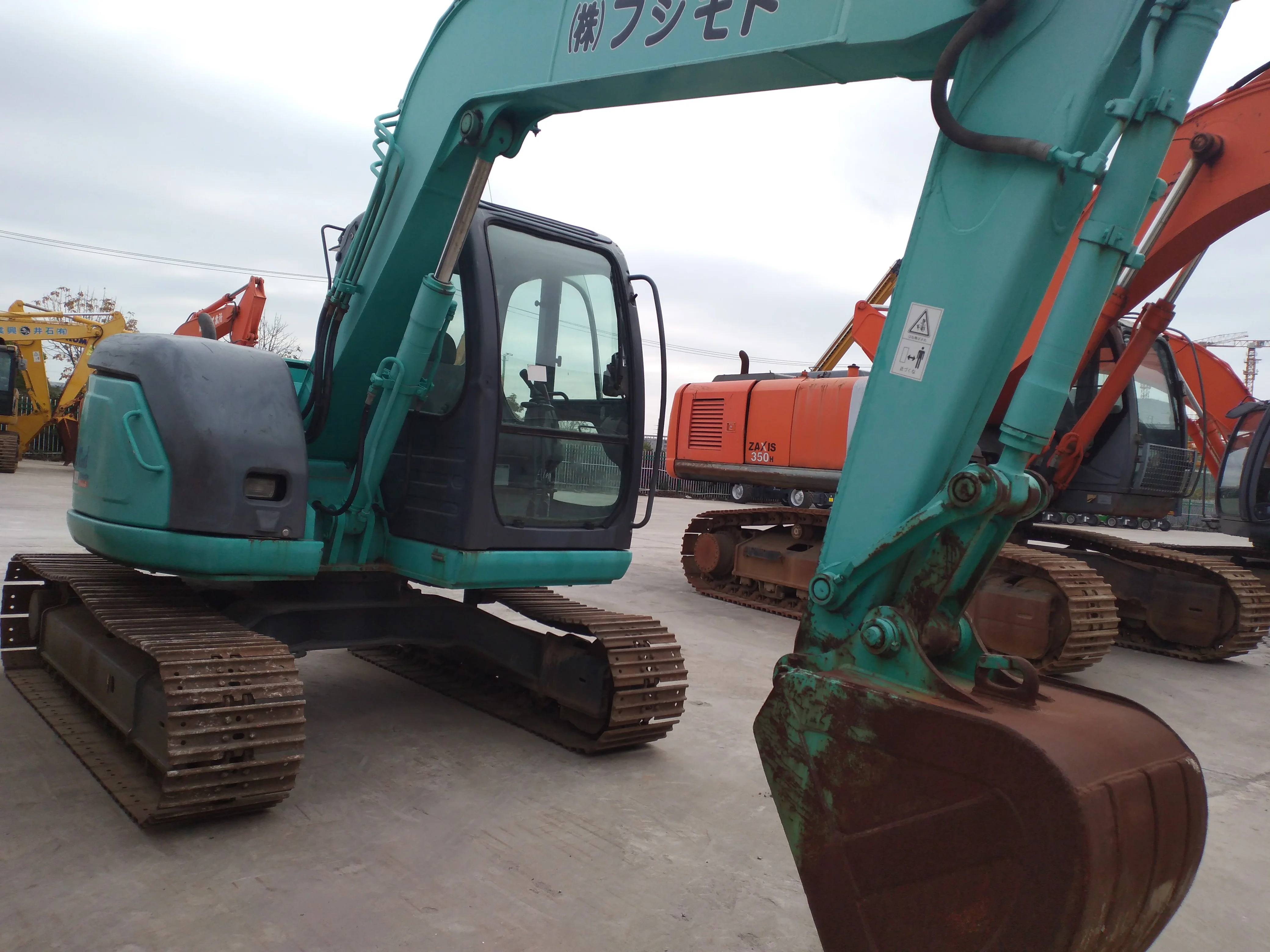 KOBELCO SK70SR excavator price