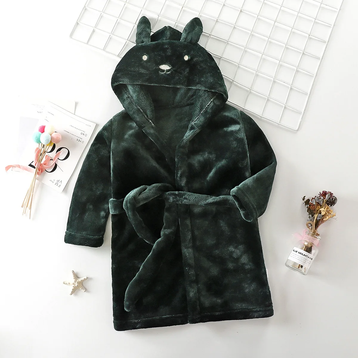 Cute cartoon animal pattern design hooded bathrobe for middle and small children