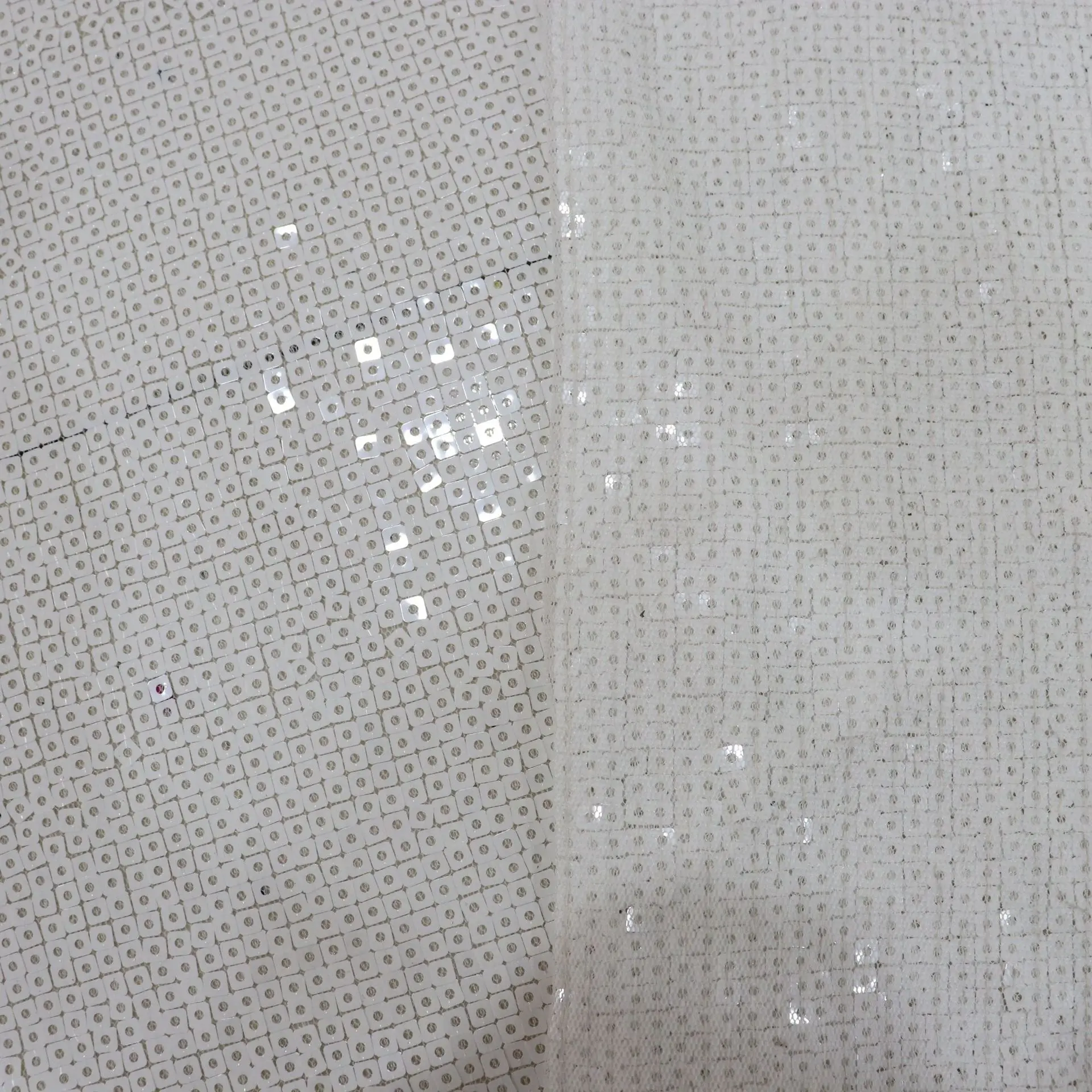 High Quality Fashion White Square Shiny 4MM Sequins For Dress White Sequins Mesh Fabric