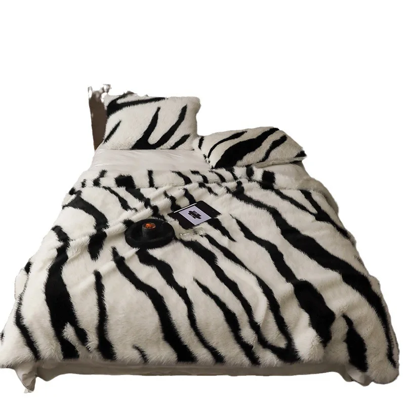 Brand New Light Luxury Blanket Altan Imitation Fox Fur Milk Blanket Thickened Warm Feather Blanket For Baby