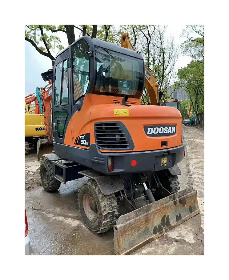 Factory Sale Various Popular Product Wheel Excavator Hyundai Used Japanese Small Excavator Mini